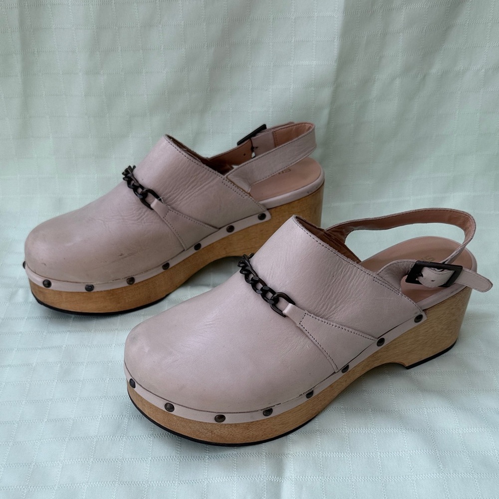 Silent D Leather Slingback Wooden Clogs with Chain Detail - Light Beige